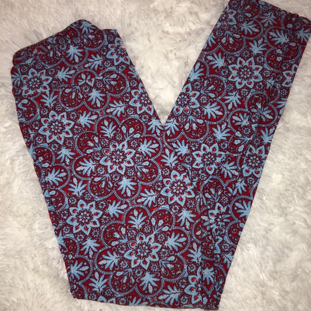 *Fall Sale* Lula Roe OS Leggings